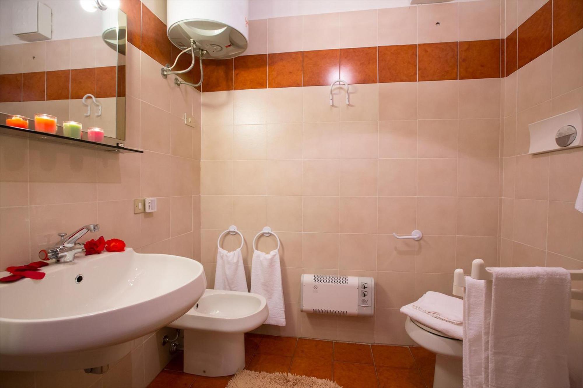 Menaggio Poggio Fiorito Loggetta Apartman Kültér fotó